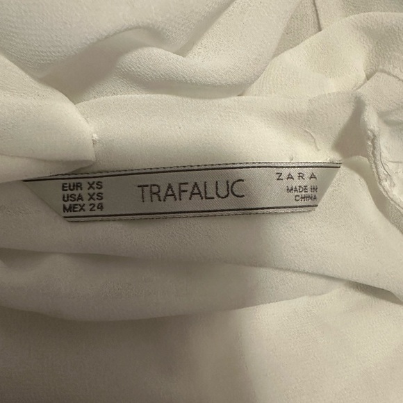 Zara White Ruffled Blouse - Picture 6 of 6